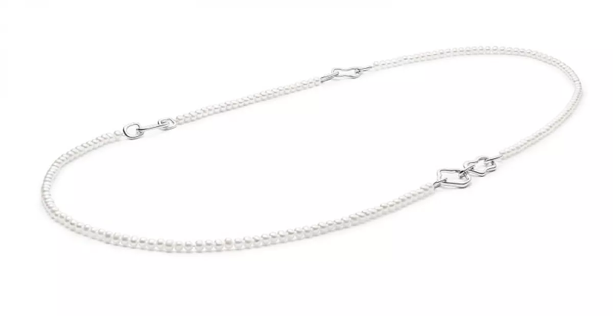 Design-Perlenkette lang, weiß rund 4-4.5 mm, 84 cm Länge, Elemente und Verschluss 925er Silber, Gaura Pearls, Estland Design-Perlenkette lang, weiß rund 4-4.5 mm, 84 cm Länge, Elemente und Verschluss 925er Silber, Gaura Pearls, Estland
